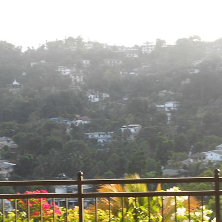 Luxury Apartment The Walkers Nest Kandy Buitenkant foto