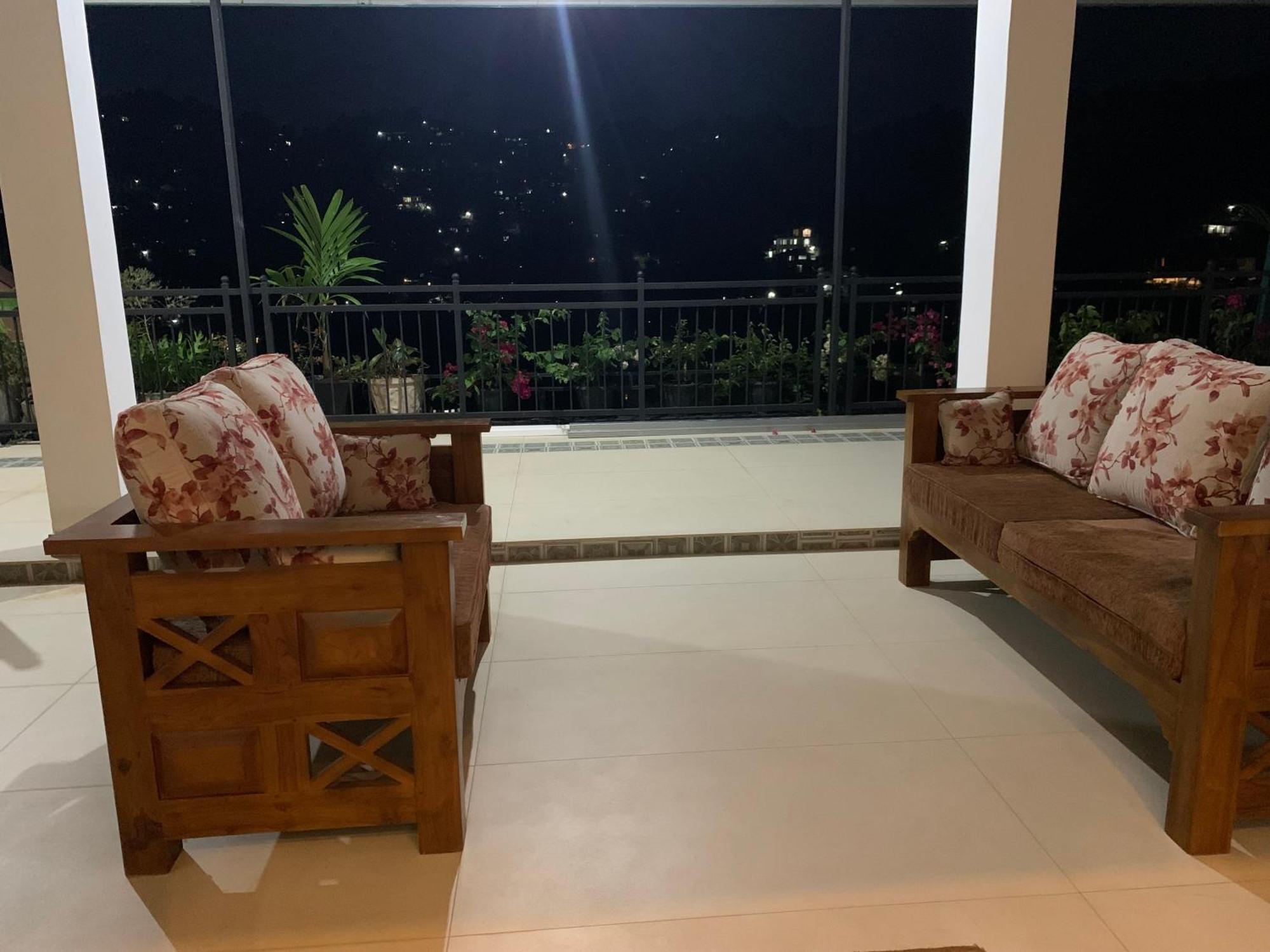 Luxury Apartment The Walkers Nest Kandy Buitenkant foto