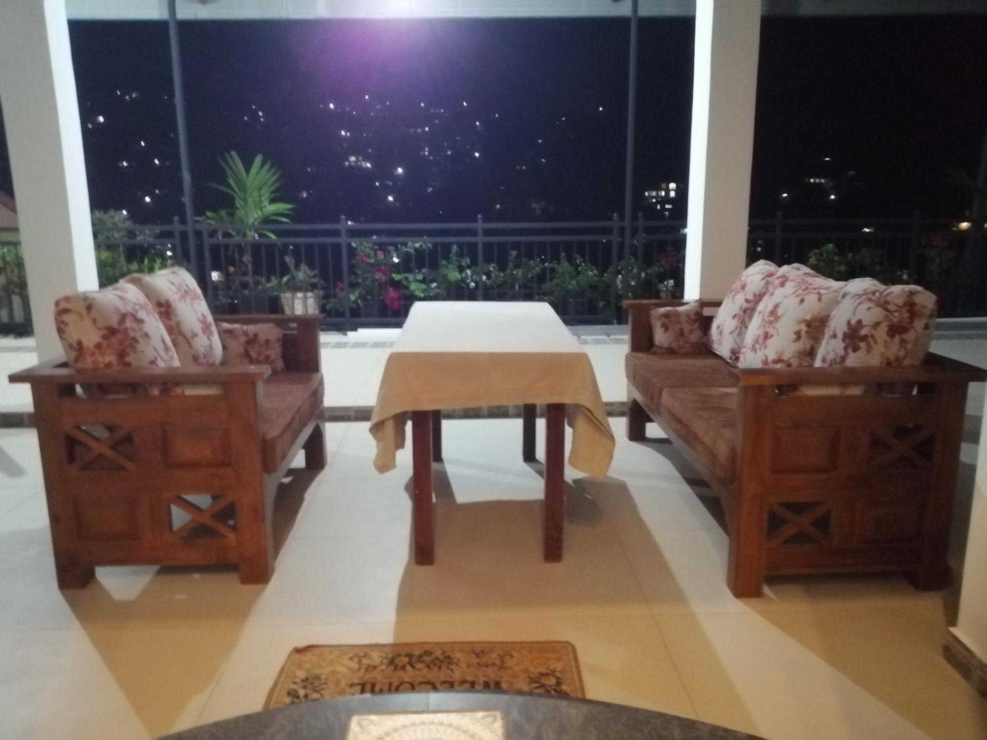 Luxury Apartment The Walkers Nest Kandy Buitenkant foto